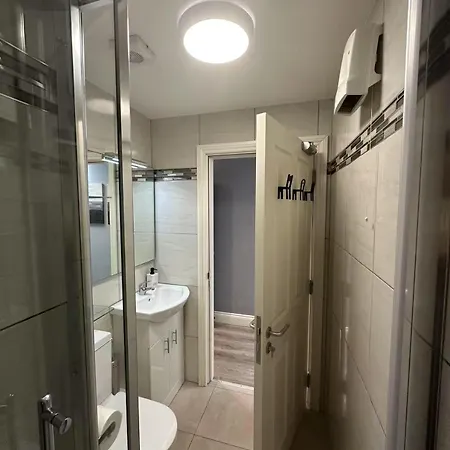 Green City One Double Bed * Дублин